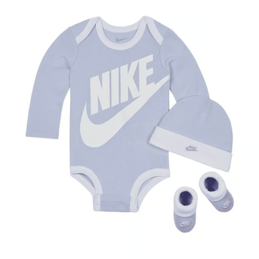 Nike 3-Piece Set baby Outfit (NWT)
